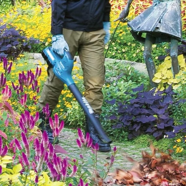 Makita Üfleyici Akülü  18VX2 Lityum (Sadece Alet)
