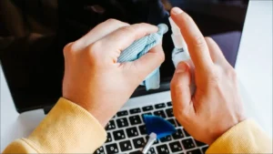 Bilgisayar Ekranı Nasıl Temizlenir?