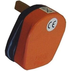 Omega 21084-O 13A 3 Pi̇n Fused Plug Orange