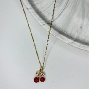 Çelik Kırmızı Kiraz Detaylı Gold Zincirli Kadın Kolye | Renkli Tasarım - GildoraAccessories