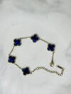 Çelik Mavi Yonca Gold Zincirli Bileklik – Şık ve Zarif Tasarım