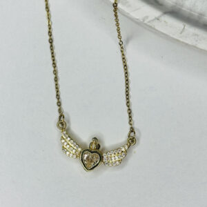 Çelik Altın Renkli Taşlı Melek Kanatlı Kalp Kolye - GildoraAccessories