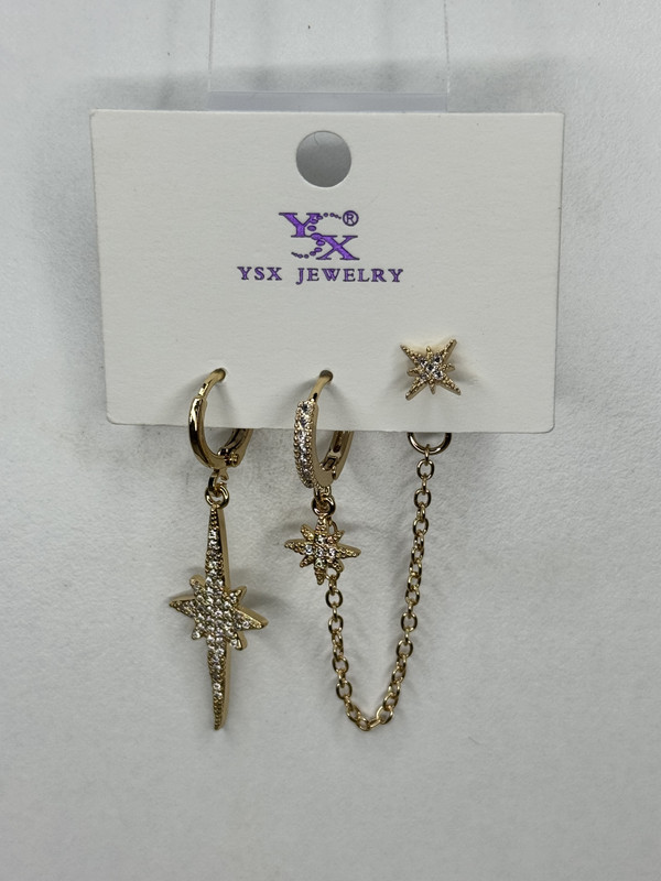 Kutup Yıldızı Figürlü 3’lü Altın Renk Paslanmaz  Kadın Çelik Küpe Seti