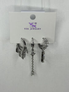 3'Lü Yildiz Detayli Kadin Çeli̇k Halka Küpe Seti̇/ Taşli Gümüş Renk Paslanmaz Küpe Kombi̇ni̇