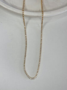 Çelik Ayarlanabilir Küçük Taşlı Kolye – Zarif Ve Işıltılı Tasarım