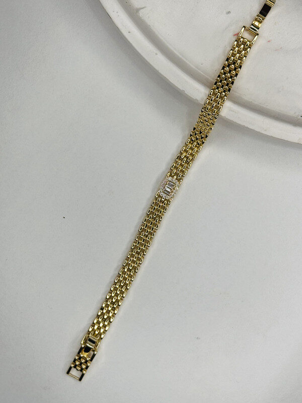 Çelik Baget Taşlı Gold Bilezik – Parlak Paslanmaz Kadın Takı, Kararma Yapmaz Zarif Model - GildoraAccessories