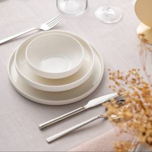 İstanbul Porselen Akis 18 Parça Yemek Takımı