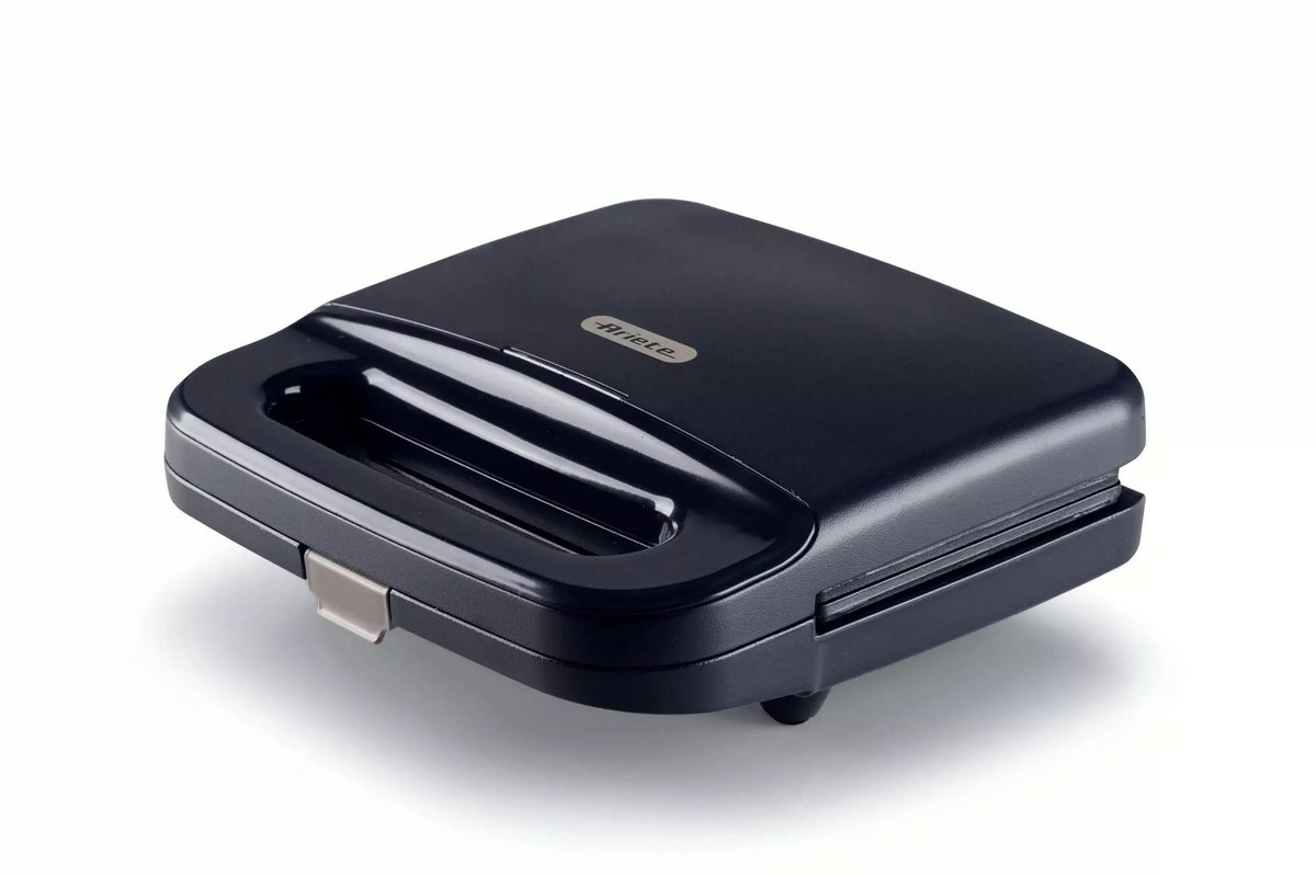 Girne_St00260_1 Ariete 1971 Tost Makinesi Siyah - Ariete