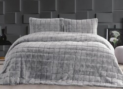 Merinos Luxe Yatak Örtüsü Seti Kutulu