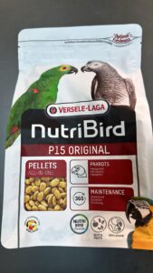 Versele Laga P15 Pellet Original Papağan Yemi̇ Kuş Yemi ve Vitaminleri