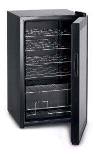 Kenwood 24 Şişe Şarap Buzluğu Çift Cam Kapılı Mavi Işıklı Akıllı Sıcaklık Kontrollü Siyah Bcm24.000bk