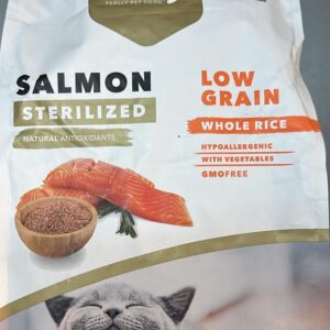 Amity Low Grain Sterlised Salmon 2Kg Kedi Kuru Maması
