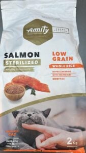Amity Low Grain Sterlised Salmon 2Kg Kedi Kuru Maması