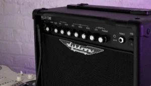 Ashdown Engineering KT-15 FX Killer Tone Elektro Gitar Amfisi 15W Dijital Efektli