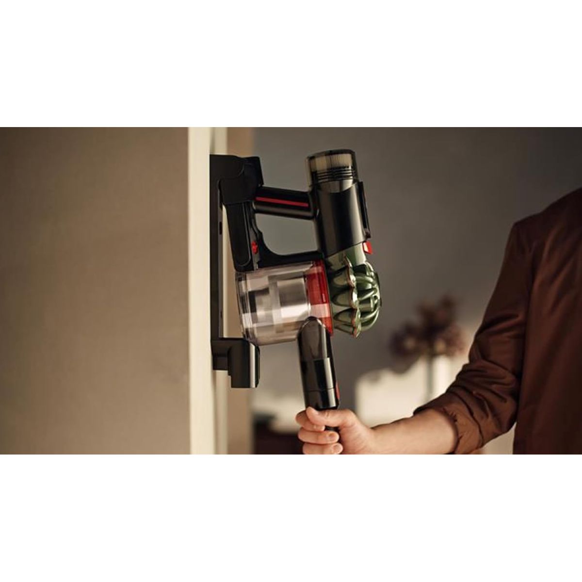 DYSON V8 CYCLONE