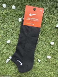 Nike Nakişli Kisa Siyah Havlu Çorap