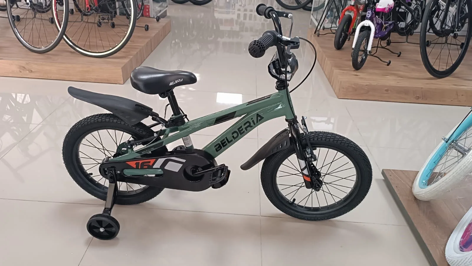 16'' Cross Green