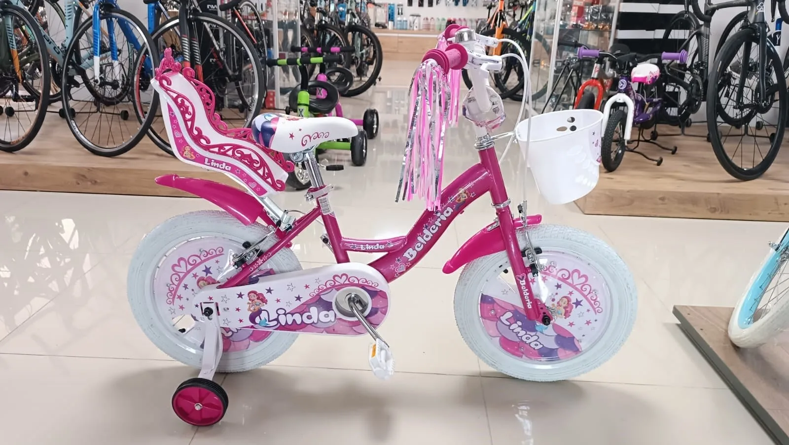 16'' Lında Pembe