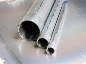 Erbosan Galvaniz Kontrüksiyon Boru Dişli Manşonlu 6mt