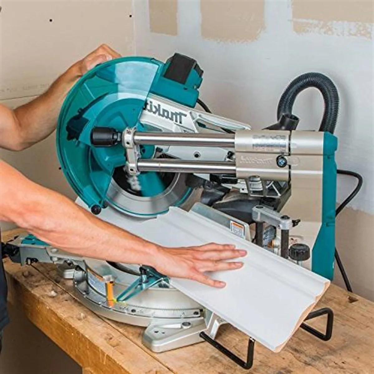 Makita Gönye Kesme 305MM