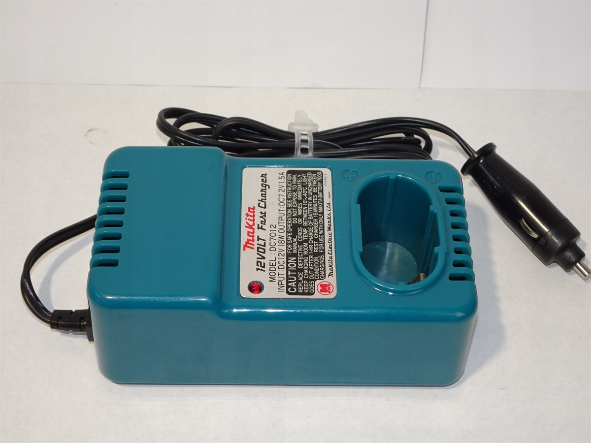 Makita Sarjer 7.2 Volt Araba