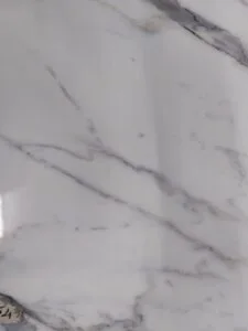 İtalyan Tezgah (worktop) 420cm Beyaz Mermer Parlak 5547