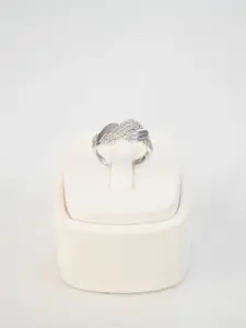 Altınbaş YZB00008 3.38gr zirkon beyaz yüzük 14 Ayar Ölçü:17