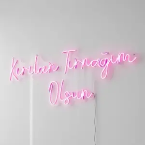 Kırılan Tırnağım Olsun